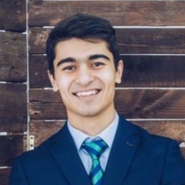 Исабоев Сарвар