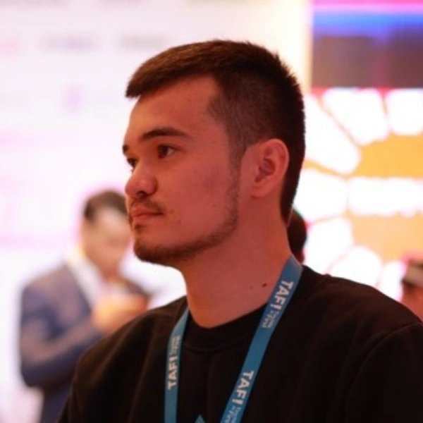 Махмудов Жалолиддин